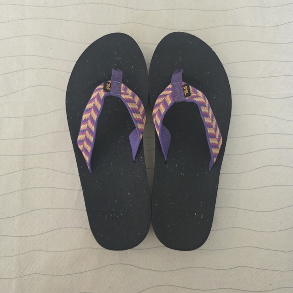 Teva Womens Reflip Purple Multicolor Chevron Thong Flip Flops Shoes 1124044 Sz 8 - Picture 4 of 8